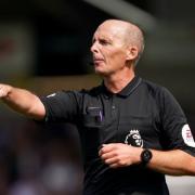 Former Premier League ref Dean delivers 'very harsh' verdict on VAR decision