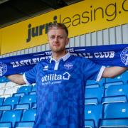 Eastleigh have signed former Southampton man Ben Reeves
