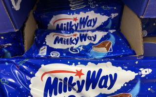 Discontinued Milky Way Crispy Rolls returned to Home Bargains and B&M earlier this year, now fans are being treated to a brand new Milky Way chocolate.