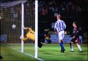 Keeper Kuipers forces Dean Richards header round the post Saints v Brighton