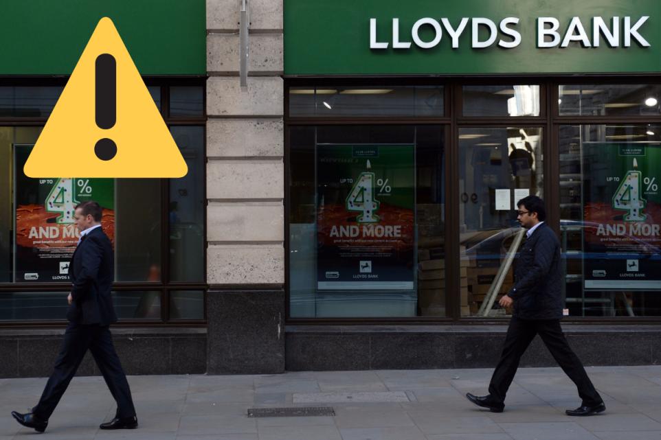 Lloyds Bank warns over online scams costing people hundreds | Daily Echo