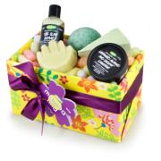 Win A Mama Mia Lush Gift Set For Your Mum.