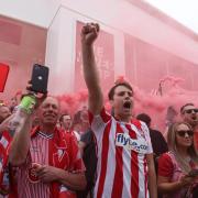 Saints fans welcome the team to St Mary's