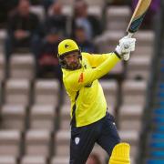 Essex beat Hampshire Hawks by eight wickets