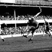 Saints V Aston Villa. 21 Mar 1987. © THE SOUTHERN DAILY ECHO ARCHIVES.