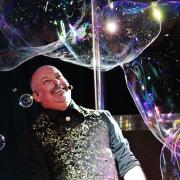 Fareham’s Damian Jay joins global bubble celebration for mental well-being