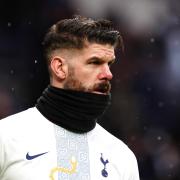 Former Southampton goalkeeper Fraser Forster will leave Tottenham as a free agent.