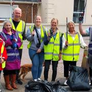 Hythe & Waterside Rotary clean up litter in Hythe and Dibden