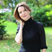 Susie Dent to unravel word origins at Mayflower Studios this November