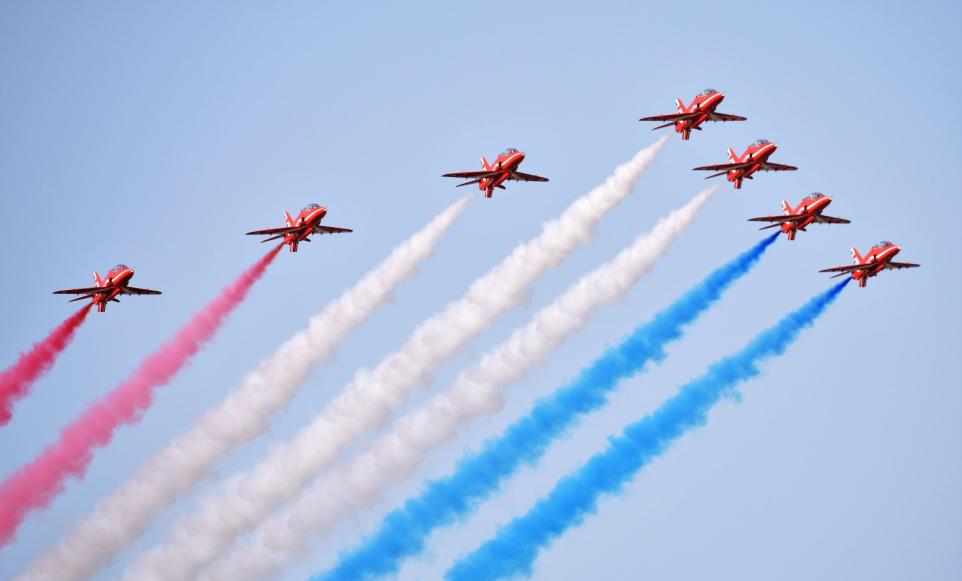 Red Arrows set to soar across Hampshire and Dorset skies today | Daily Echo