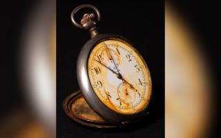 A Titanic watch that stopped when the ship sank is up for auction.