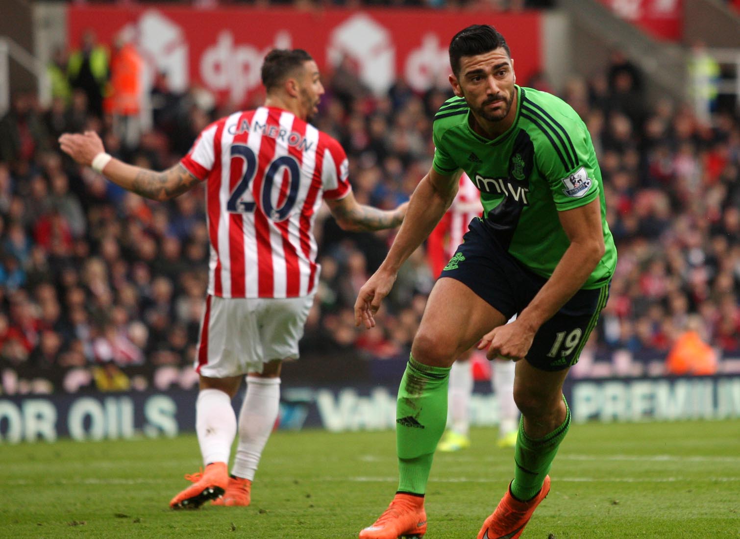 Stoke City 1-2 Southampton - In Pictures | Daily Echo