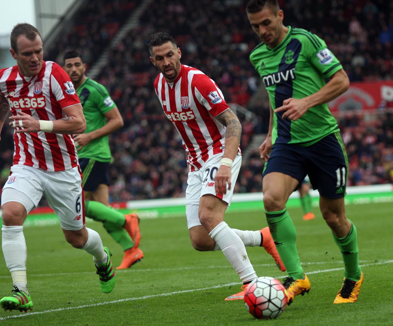 Stoke City 1-2 Southampton - In Pictures | Daily Echo